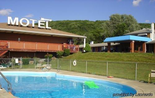 Parkway Inn Vestal ภายนอก รูปภาพ
