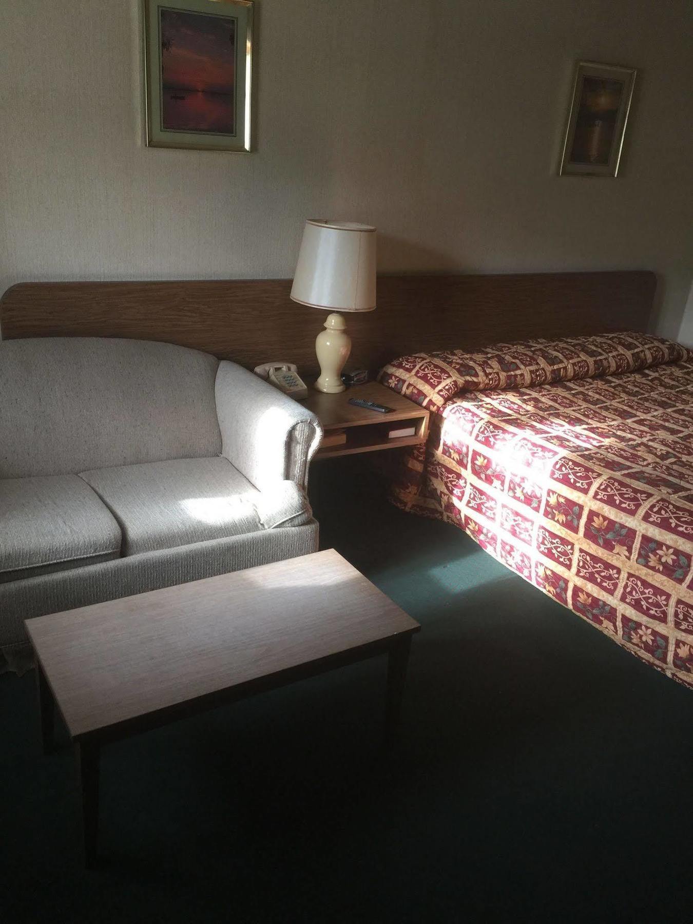 Parkway Inn Vestal ภายนอก รูปภาพ